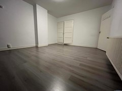 Kamer achter met balkon 2.jpeg